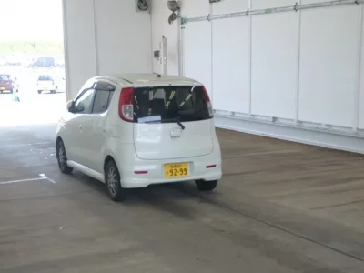 Suzuki MRWAGON
