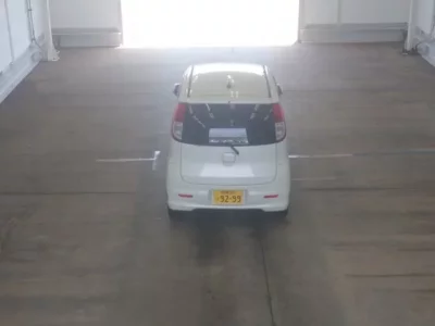 Suzuki MRWAGON
