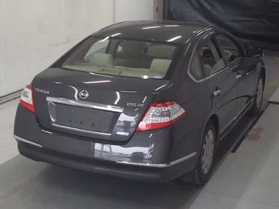 Nissan TEANA
