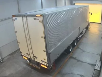 Isuzu TRUCK