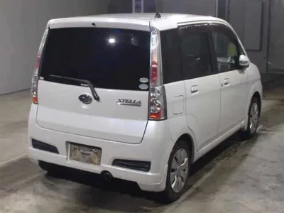 Subaru STELLA