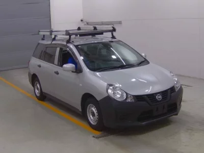 Nissan AD