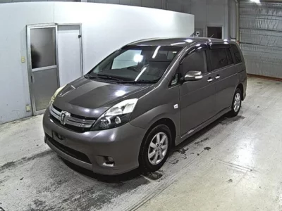 Toyota ISIS