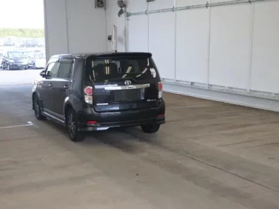 Toyota COROLLA RUMION