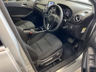 Mercedes-Benz B CLASS