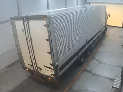 Hino TRUCK