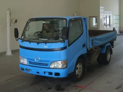 Hino DUTRO
