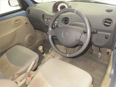 Daihatsu Esse