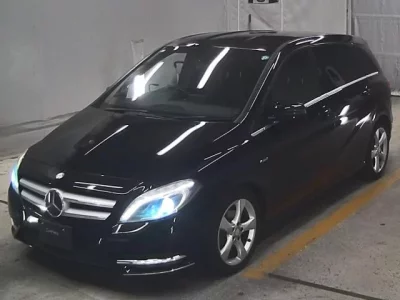 Mercedes-Benz B CLASS