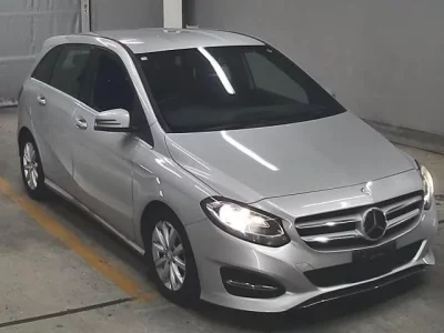 Mercedes-Benz B CLASS