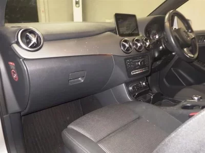 Mercedes-Benz B CLASS