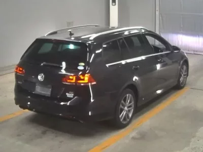 Volkswagen GOLF VARIANT
