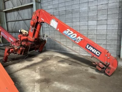 OTHERS UNIC CRANE