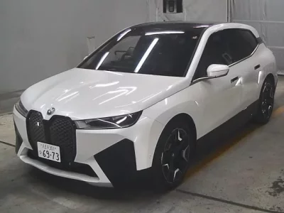 BMW iX
