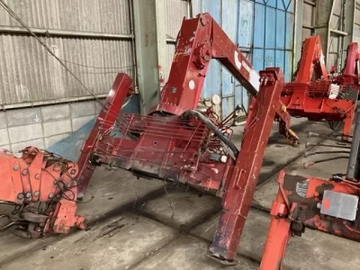 OTHERS UNIC CRANE