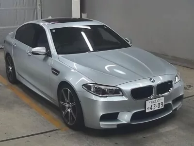 BMW M5