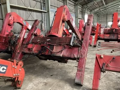 OTHERS UNIC CRANE
