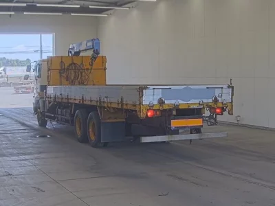 Hino TRUCK