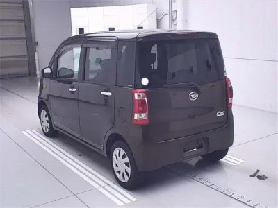 Daihatsu TANTO EXE