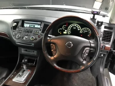 Nissan CIMA
