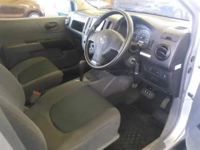 Nissan AD