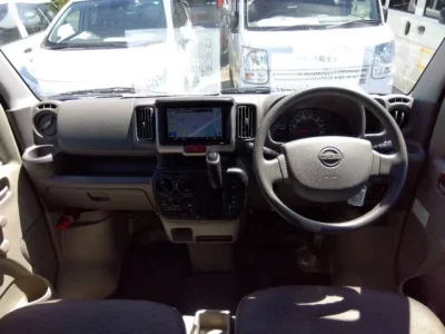Nissan CLIPPER VAN