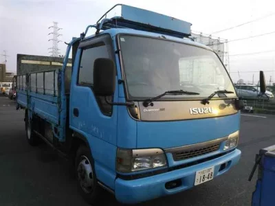 Isuzu ELF