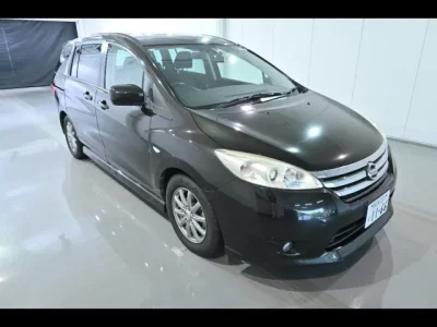 Nissan LAFESTA