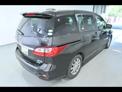 Nissan LAFESTA