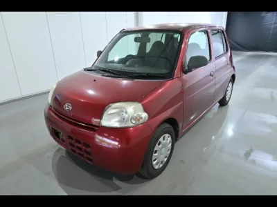 Daihatsu Esse