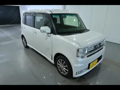 Toyota PIXIS SPACE