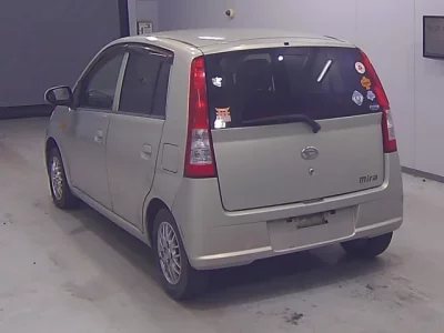 Daihatsu MIRA