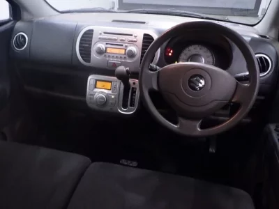 Suzuki MRWAGON