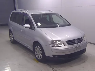 Volkswagen GOLF TOURAN