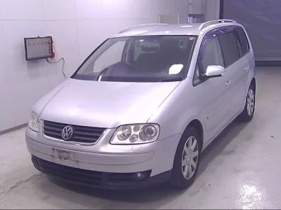 Volkswagen GOLF TOURAN