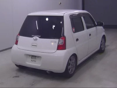 Daihatsu Esse