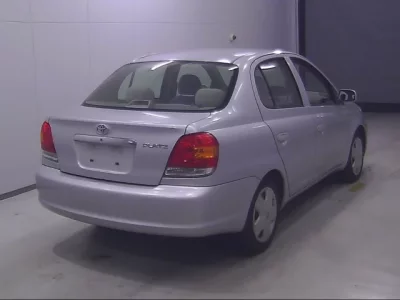 Toyota PLATZ