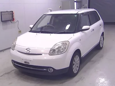 Mazda VERISA