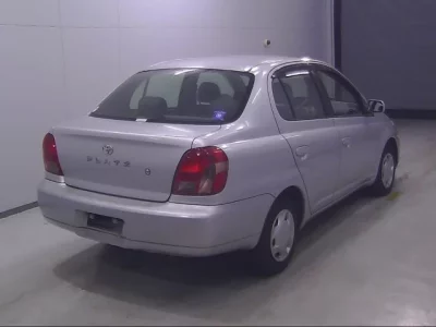 Toyota PLATZ
