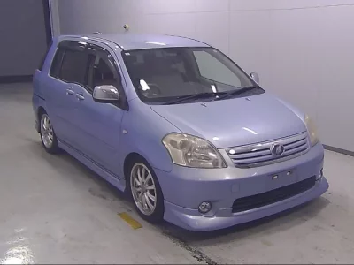 Toyota RAUM