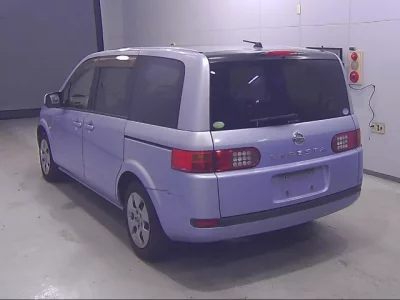 Nissan LAFESTA