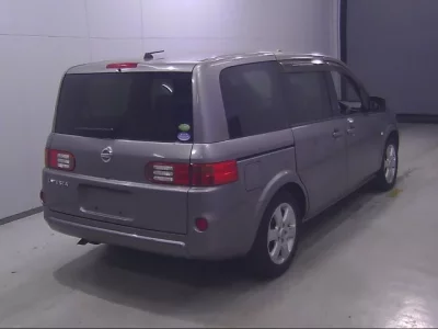 Nissan LAFESTA