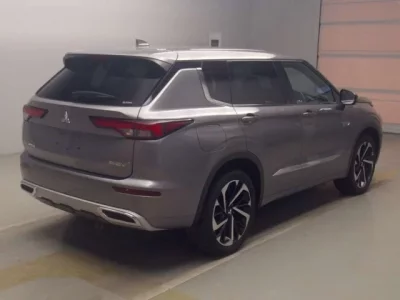 Mitsubishi OUTLANDER PHEV