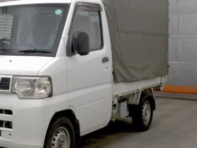 Nissan CLIPPER TRUCK