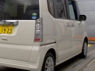 Honda N BOX