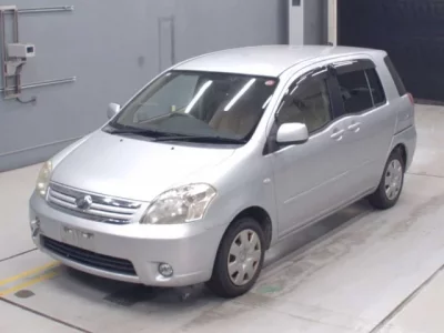 Toyota RAUM