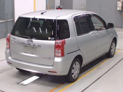 Toyota RAUM
