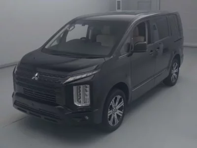 Mitsubishi DELICA D5