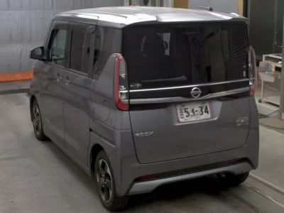 Nissan ROOX