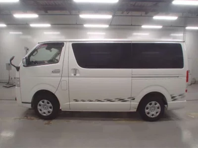 Toyota REGIUS ACE VAN